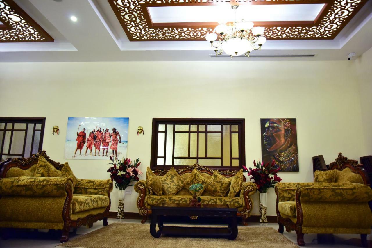 Hotel Blue Sapphire دار السلام المظهر الخارجي الصورة